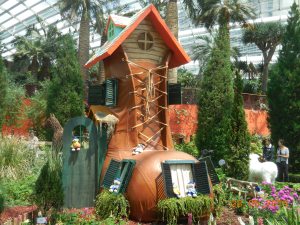Old Mother Hubbard, Gardens by the Bay, Singapore 
